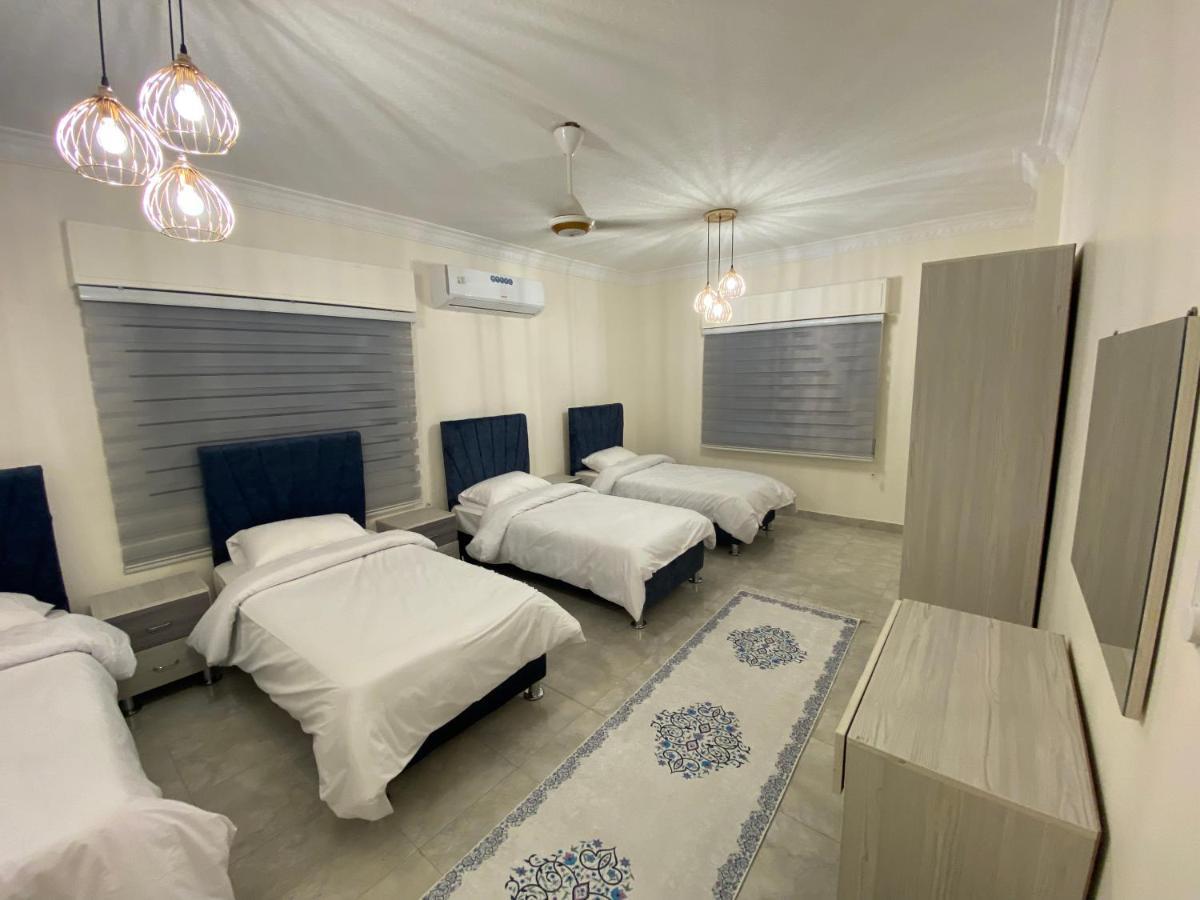 Lovely 3-Bedrooms Rental Unit Aqaba Esterno foto